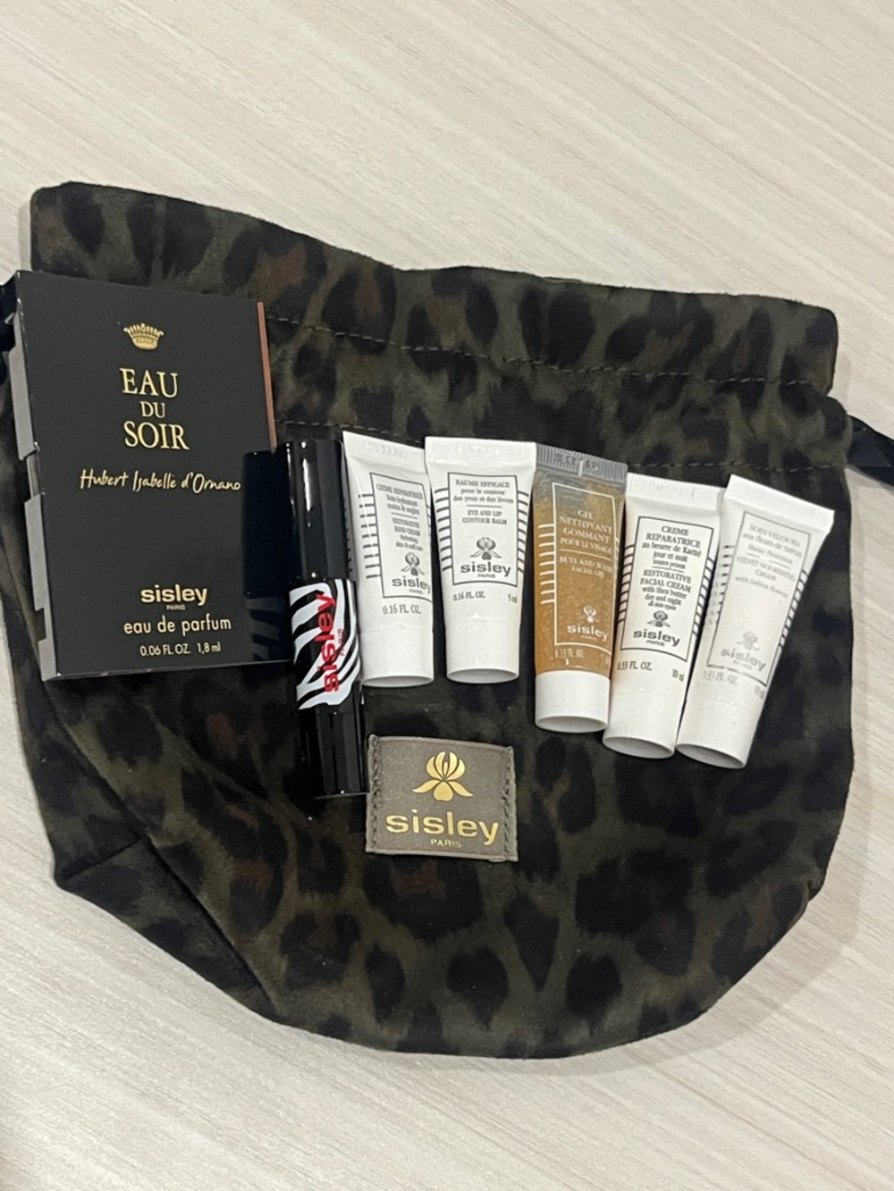 Sisley Paris 7-pc Luxury Skincare Lip Scent Leopard Pouch Set Brand New GWP